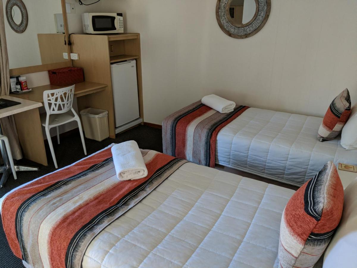 Karuah Motor Inn Dış mekan fotoğraf